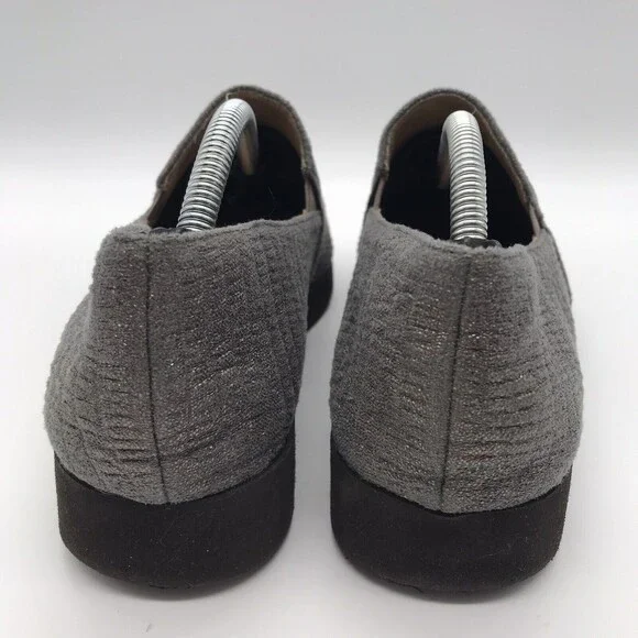 YellowBox Scrunchie Womens 7.5 Flat Rose Gold Gray Metallic Slip On Comfort Shoe - Picture 4 of 10